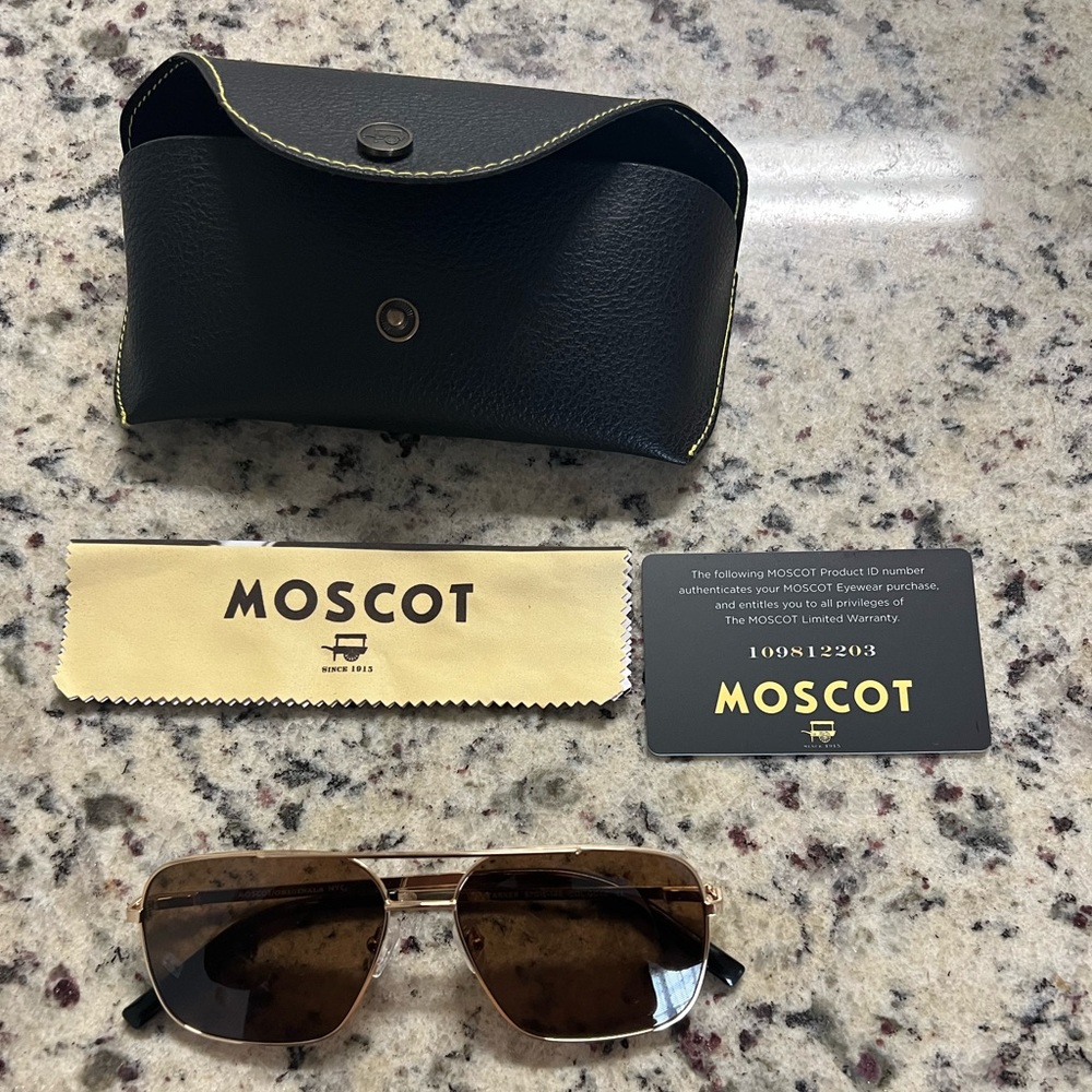 MOSCOT Sunglasses - like new